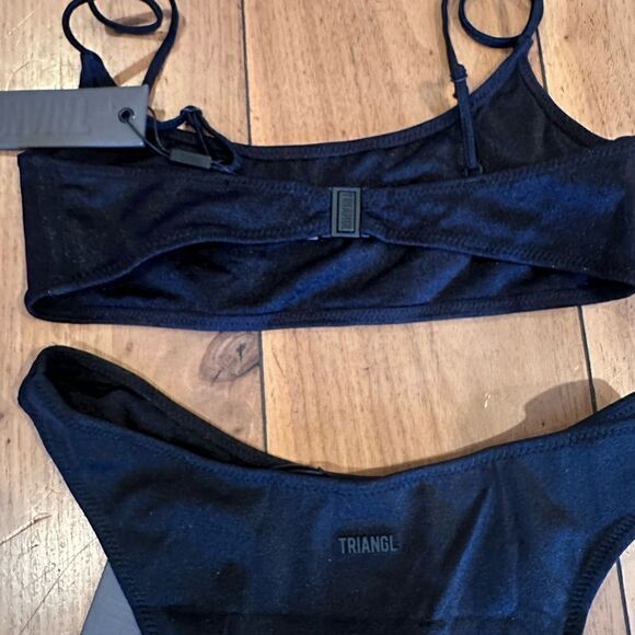 TRIANGL MICA CHEEKY EBONY BLACK NO BAG NEW WITH TAGS - Picture 5 of 8